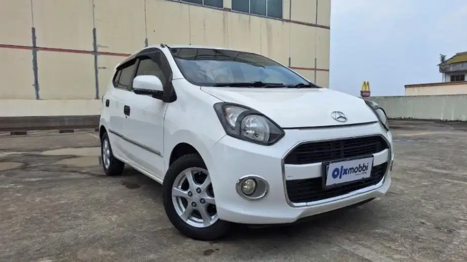TERMURAH Daihatsu Ayla 1.0 X Bensin-MT 2016 SKT B