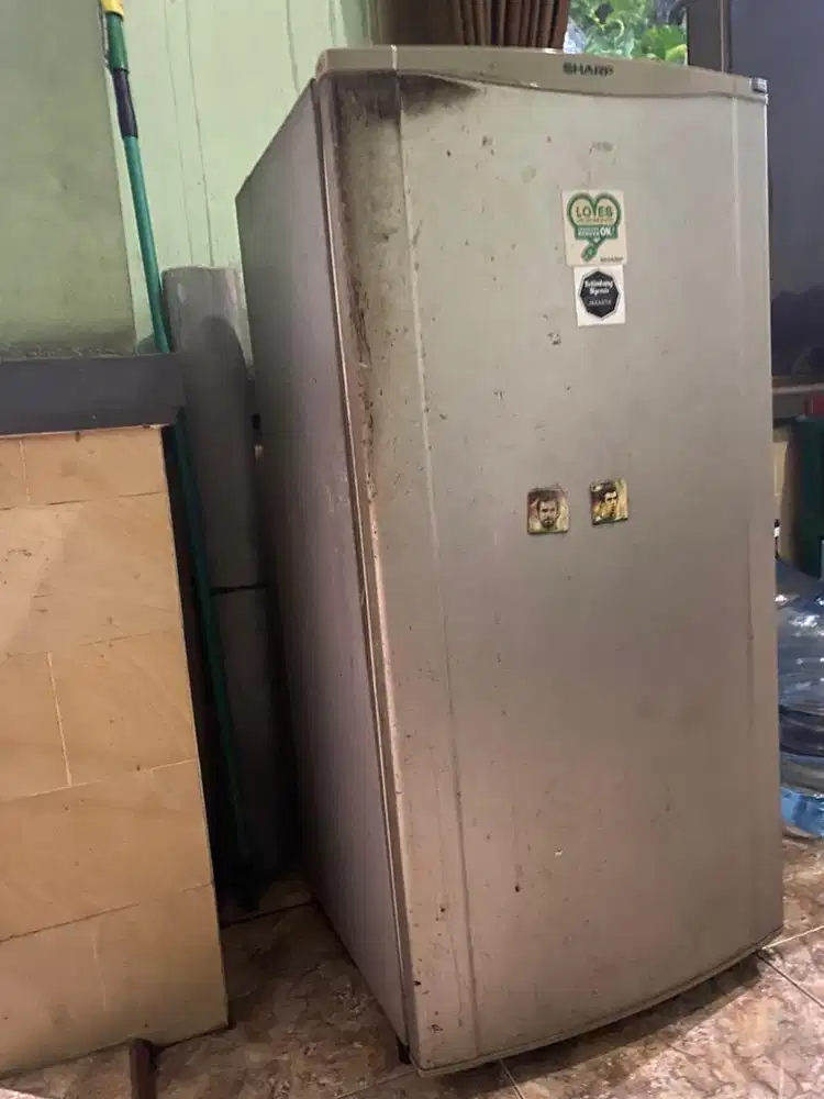 Jual kulkas 1 pintu merk sharf