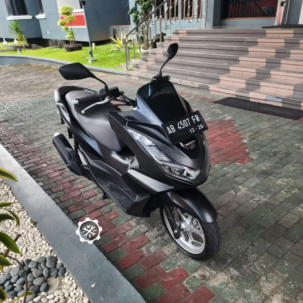 KM Rendah AB Kota Honda PCX 160 CBS 2021 Low Km Terawat