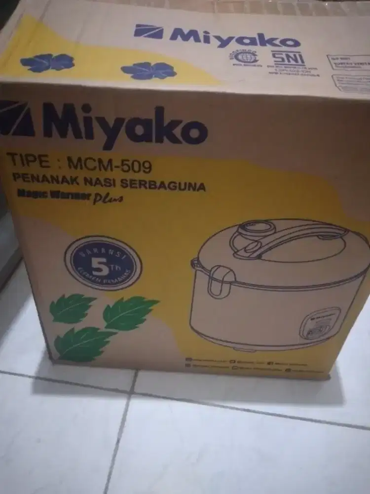 Miyako Rice cooker MCM 509 kondisi baru
