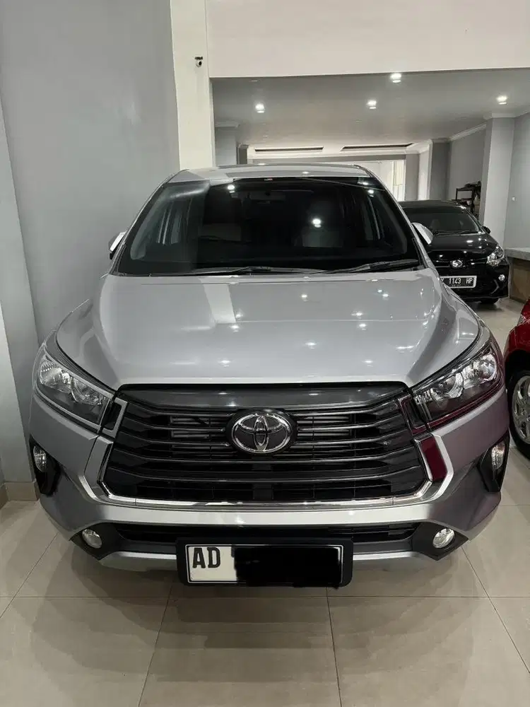 Innova Reborn G diesel matic 2022 KM 14 rb