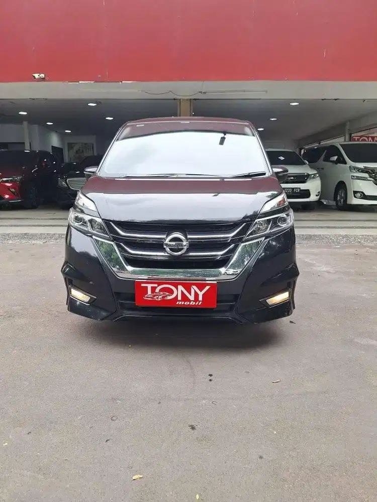 Nissan Serena HWS AT DP 24jt 2022 Hitam