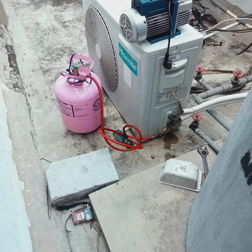 Cuci AC, Bongkar pasang AC,Isi freon