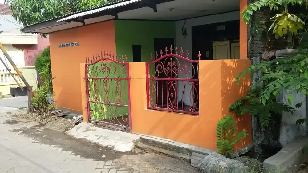 Jual Rumah 1 lantai ½