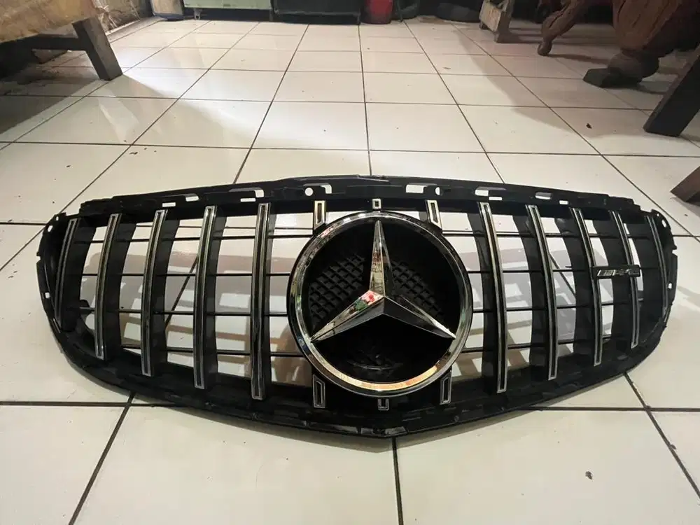 Grill Mercy w212 facelift  buat tahun 2014-2016