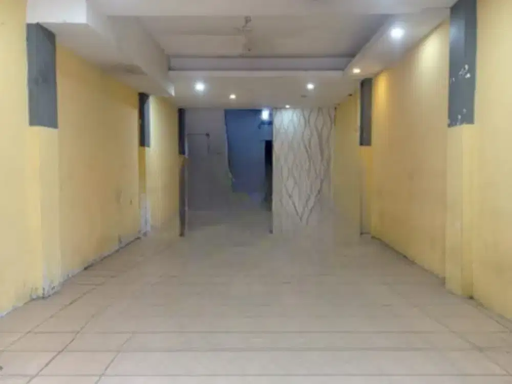 DiSewakan Ruko Jl Semarang, dekat PGS Pasar Turi