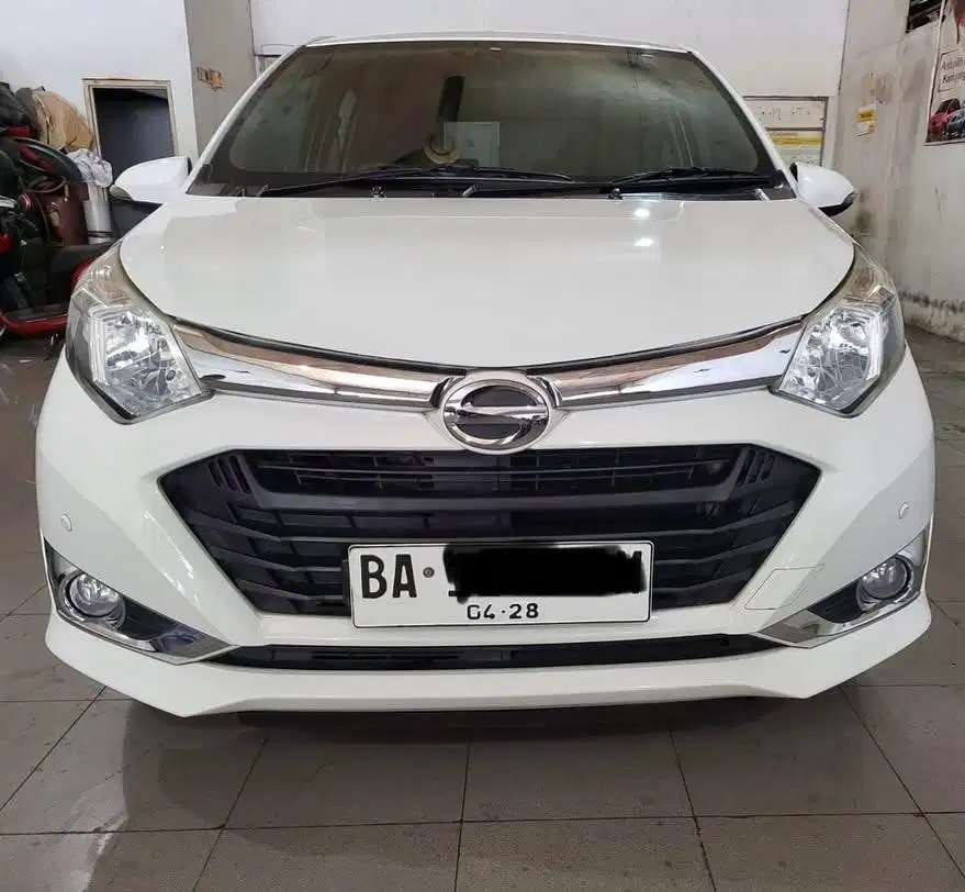 Daihatsu Sigra R Deluxe Matic 2018
