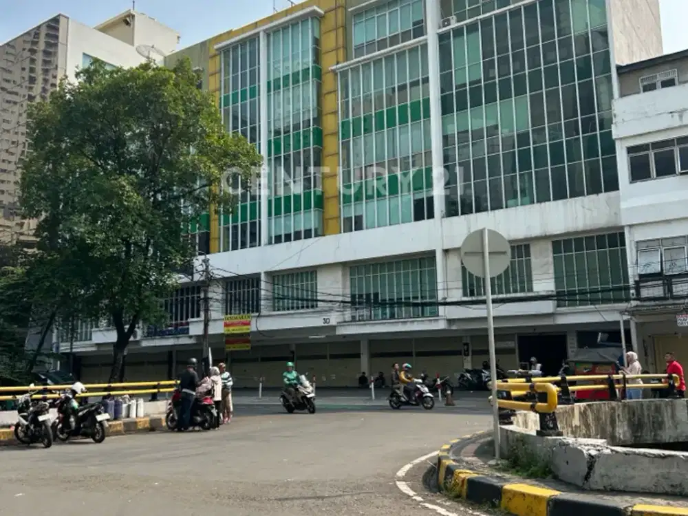 Ruko 5 Lantai Rapih Dengan Lift Samping Plaza Indonesia