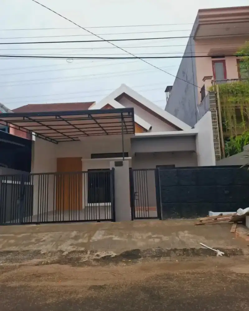 Rumah siap huni perum taman harapan baru samping plaza blok A