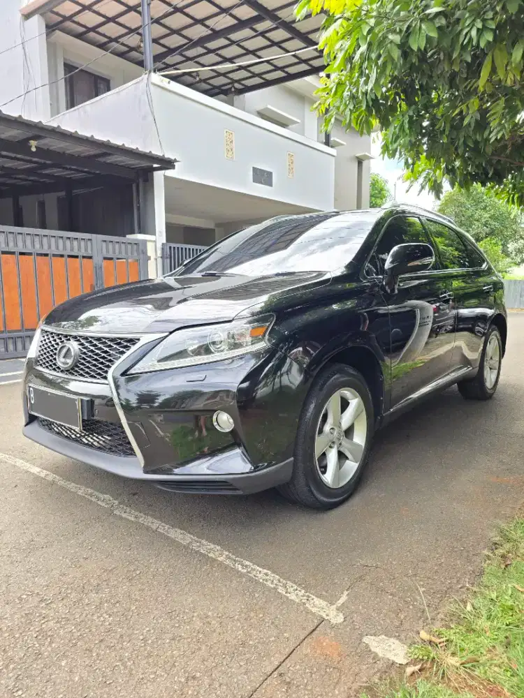 JUAL CEPAT! LEXUS RX270 2012 KM70rban