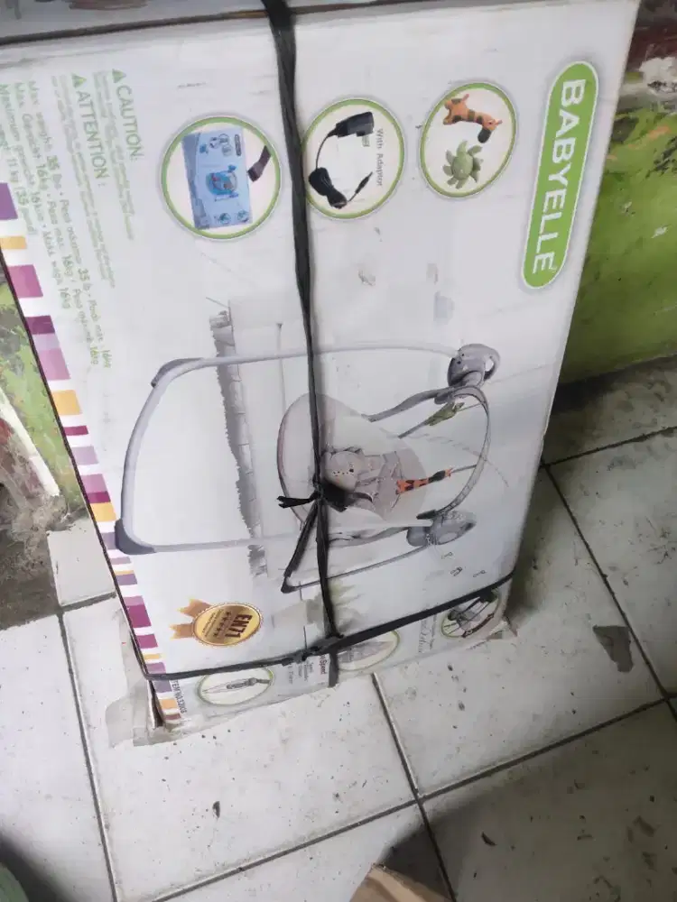 Ayunan bayi babyelle