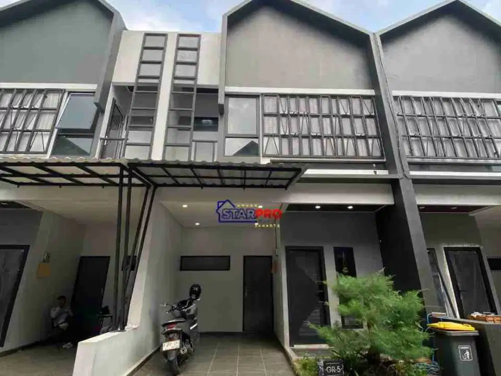 Luxury House Kukusan Depok. Lokasi Super Strategis, Lingkungan Nyaman dan Tenang.
