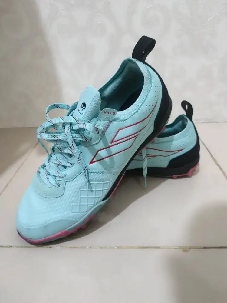 Sepatu futsal mini soccer