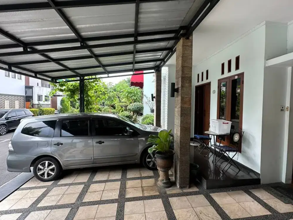 RUMAH LUX KOMPLEK ELITE JATIWARINGIN RESIDENCE JAKARTA TIMUR