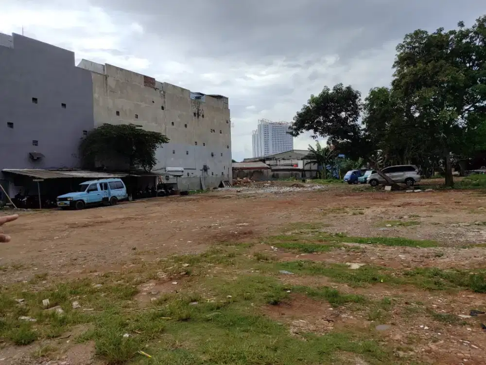 Tanah 5.785m SHM di Jl. KH.M Yusuf Raya , Belakang Mall Pesona Square Depok