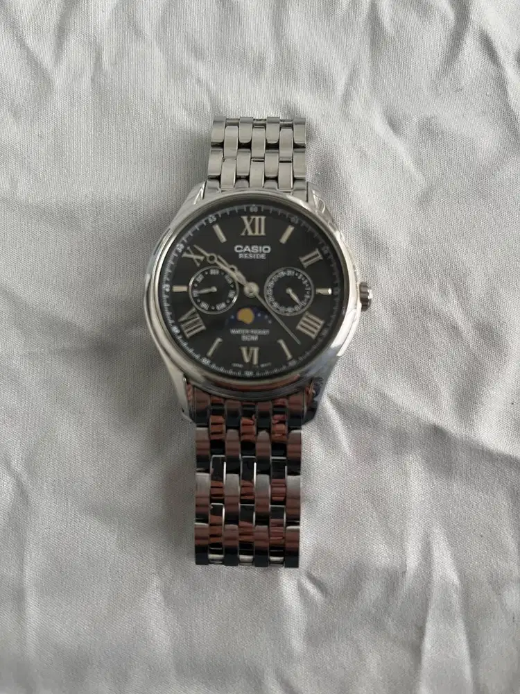 Dijual jam Casio ORI lengkap dengan kardus