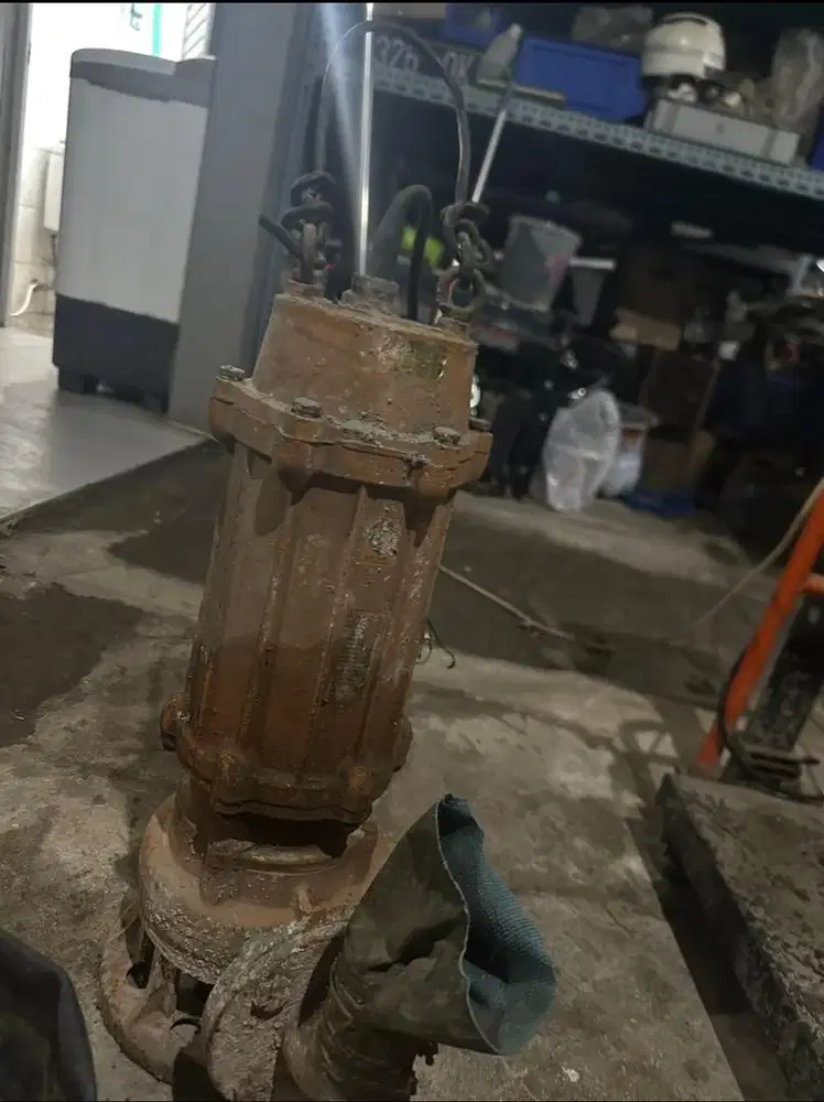 Pompa Celup Air kotor besar