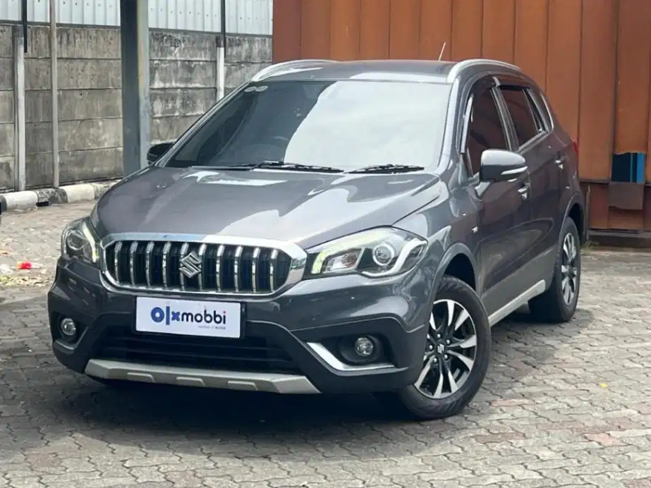TERMURAH Suzuki SX4 1.5 S-Cross Bensin-AT 2022 FKI
