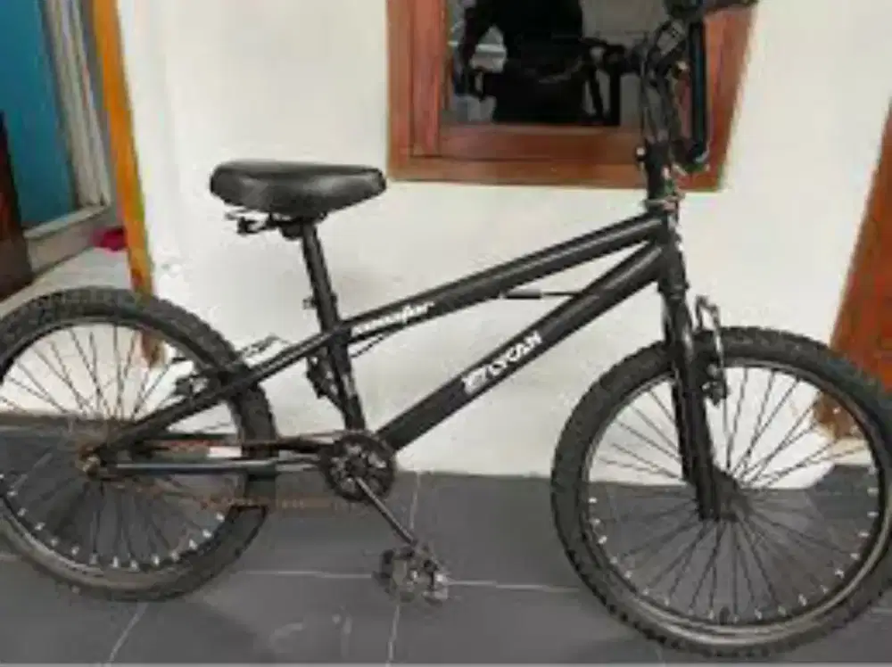 Jual sepeda BMX senator LYCAN