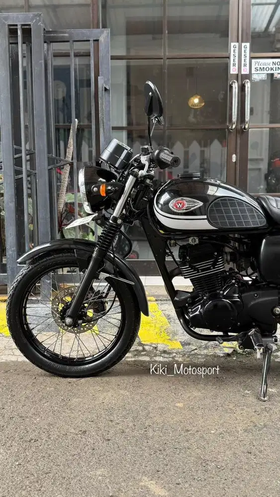 W175 SE 2019/2020 plat R top