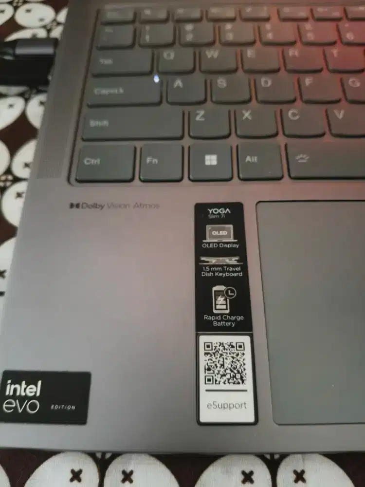 Lenovo Yoga Slim i7