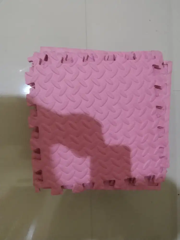 Karpet Puzzle 20 Pcs Pink