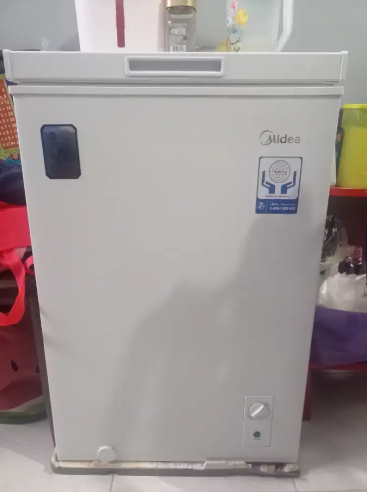 Dijual chest freezer box Midea kondisi bekas TPI baru  jarang dipakai