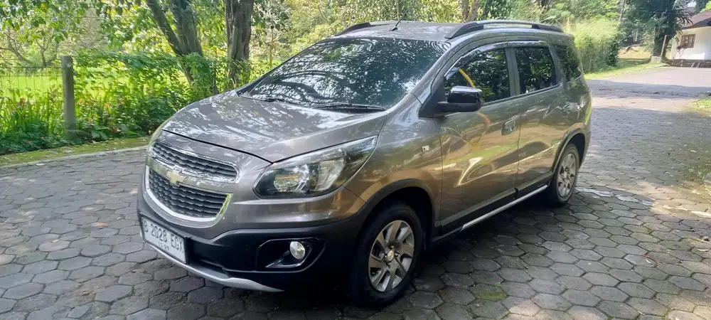 Chevrolet Spin 2015 Bensin