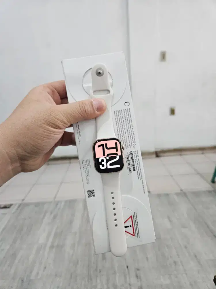 Apple watch series 10 42mm Perfect - Grs resmi 5 bln #Relax