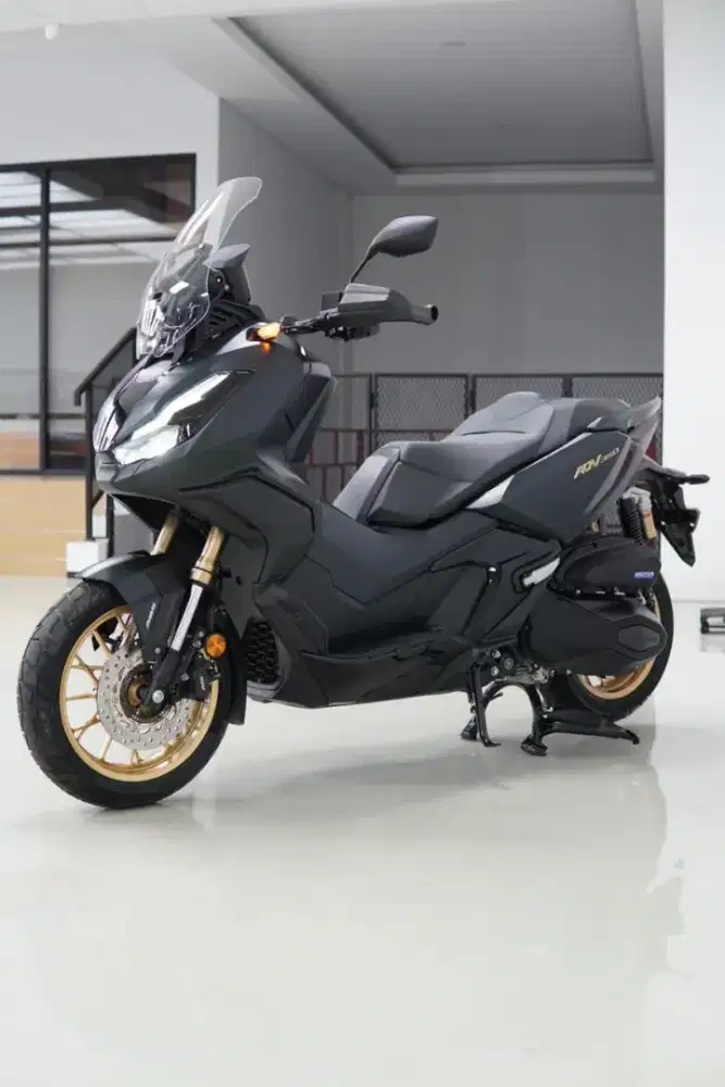 Honda X-ADV 350 Brand New Km Rendah!