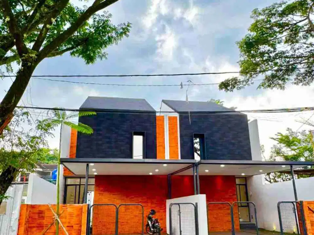 Dijual 2 Unit Rumah Selangkah Ke Sport Jabar Arcamanik Pacuan Kuda Bangunan Baru SIAP HUNI Kota Bandung