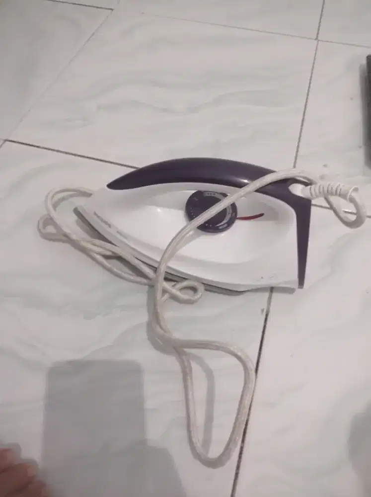 Setrika philips maaih bgus