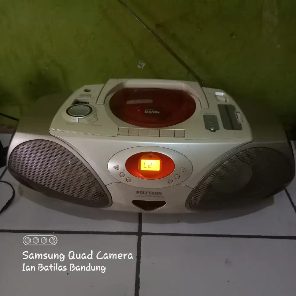 Polytron GD512WR DVD CD RADIO BAZZOKA