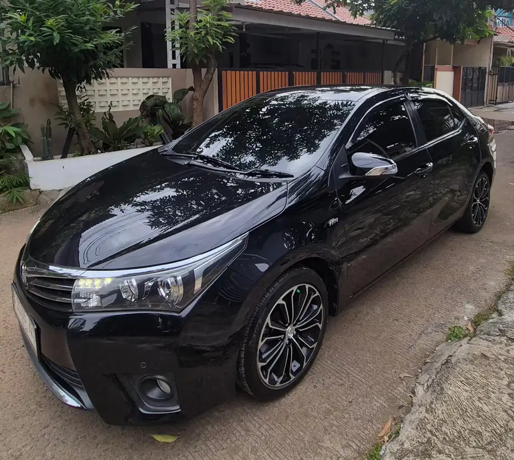 Toyota Corolla Altis 2014 Bensin