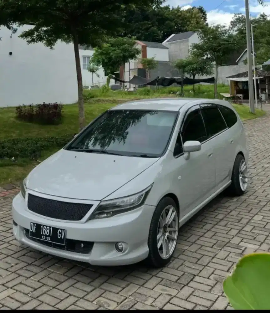 Honda STREAM 2.0 METIC