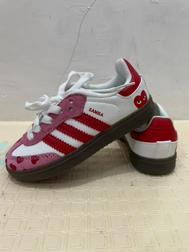 Sepatu Adidas Samba x Comme Des Garcons