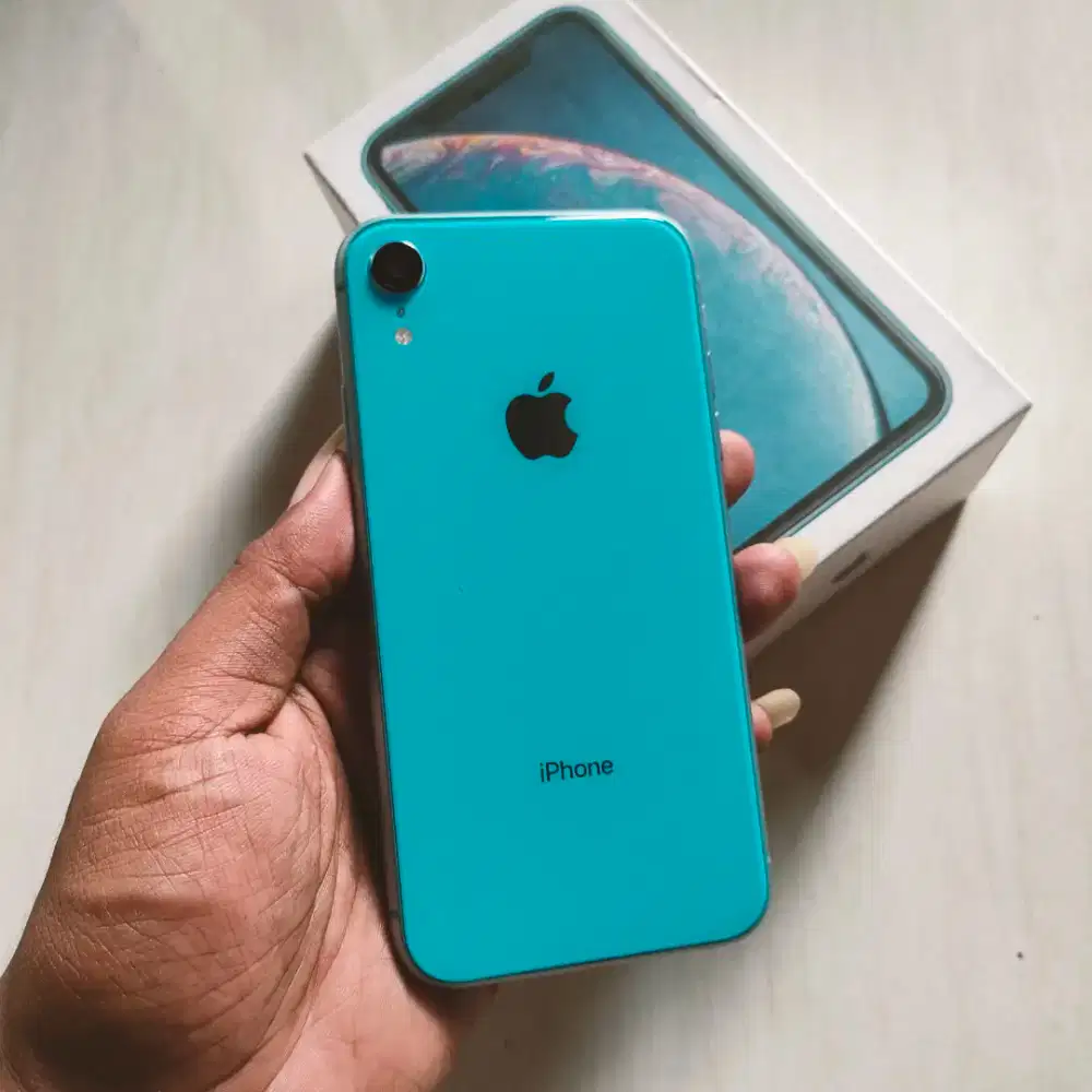 IPHONE XR 64 GB LENGKAP