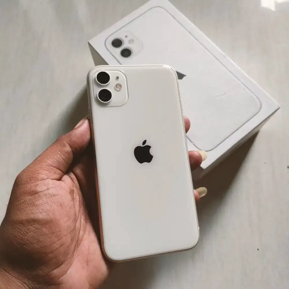 IPHONE 11 128 GB LENGKAP