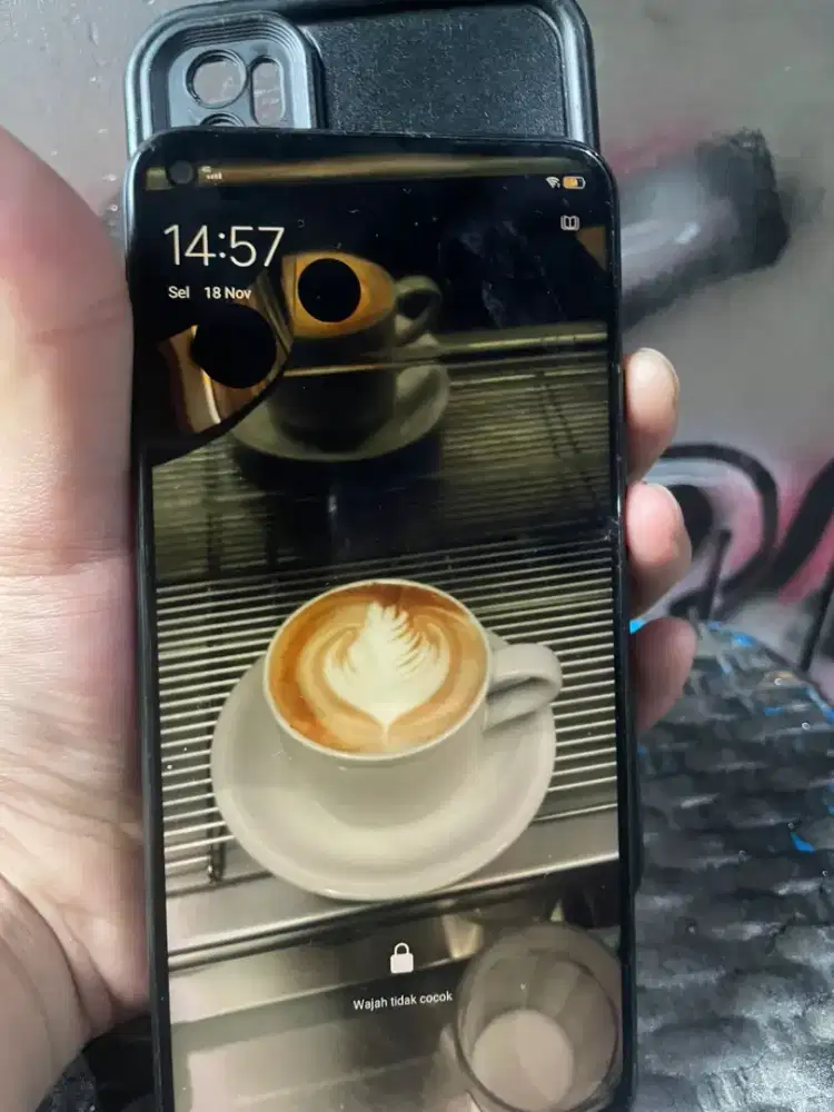 Di jual hp vivo Y50 Ram8