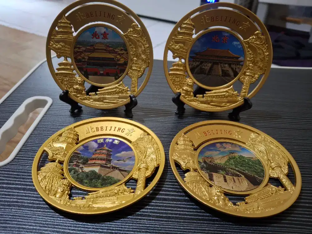 Souvenir Piring Pajangan China