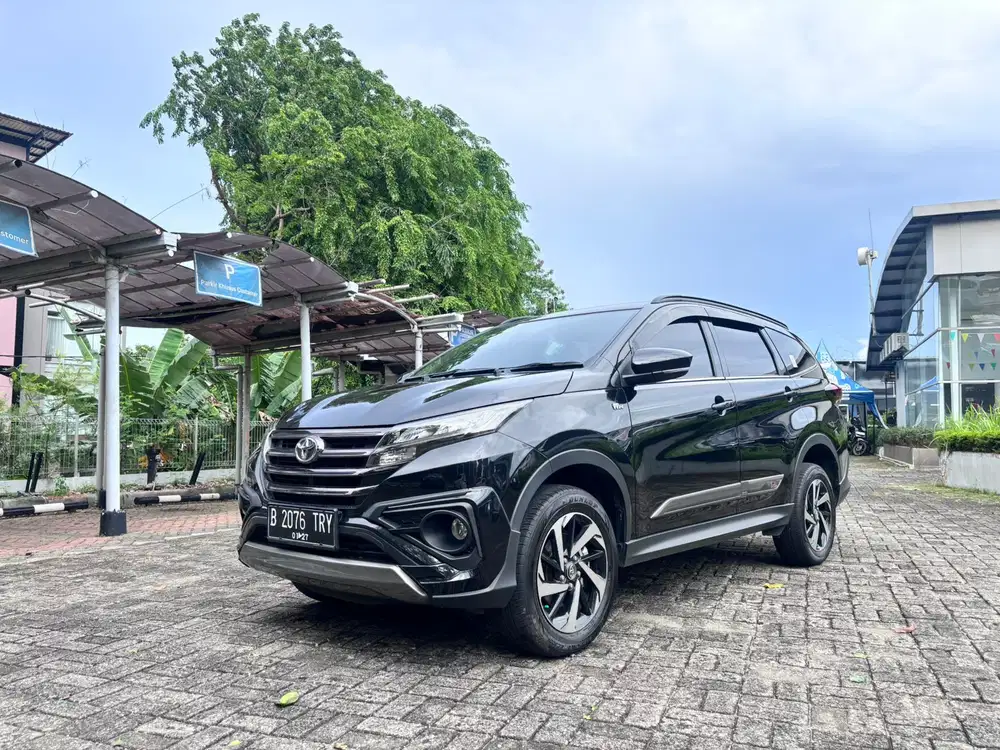 Toyota Rush GR 1.5 AT 2021 Istimewa