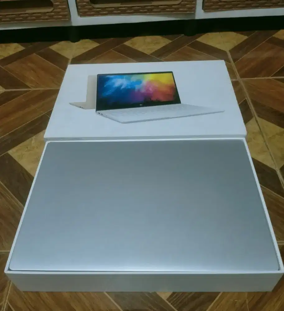 Laptop Xiaomi mi air core i5 gen 7 dual VGA ram 8 SSD M2 128x2