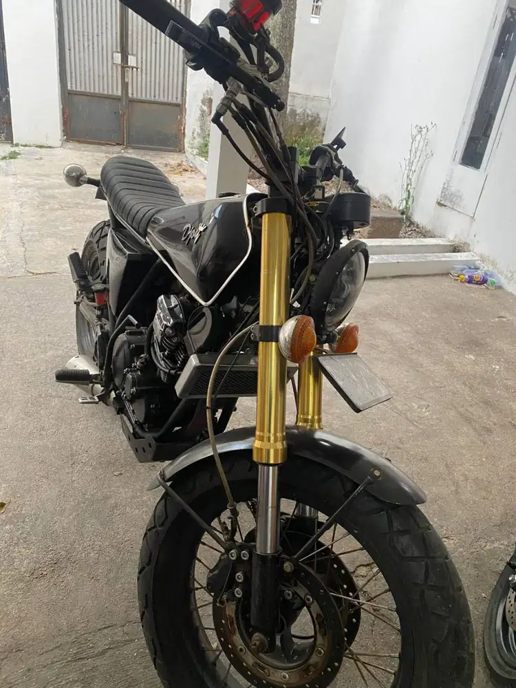 2007 Yamaha scorpio custom caferacer, scrambler