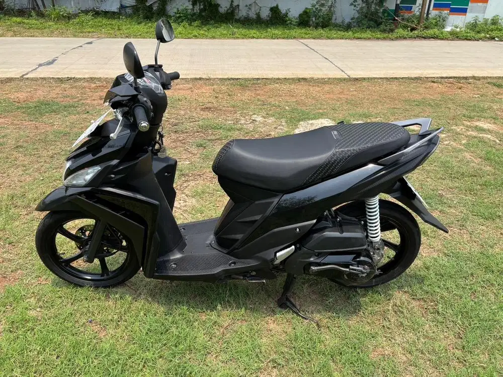 Yamaha Mio M3 (black)