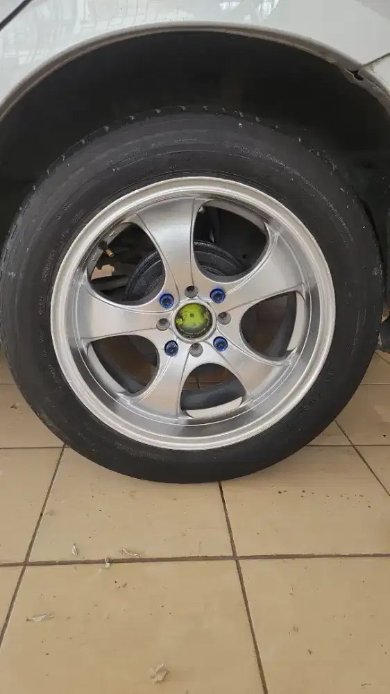 Velg R16/ring16 double PCD 8x114 lebar 7 komplit ban 205/55/R16