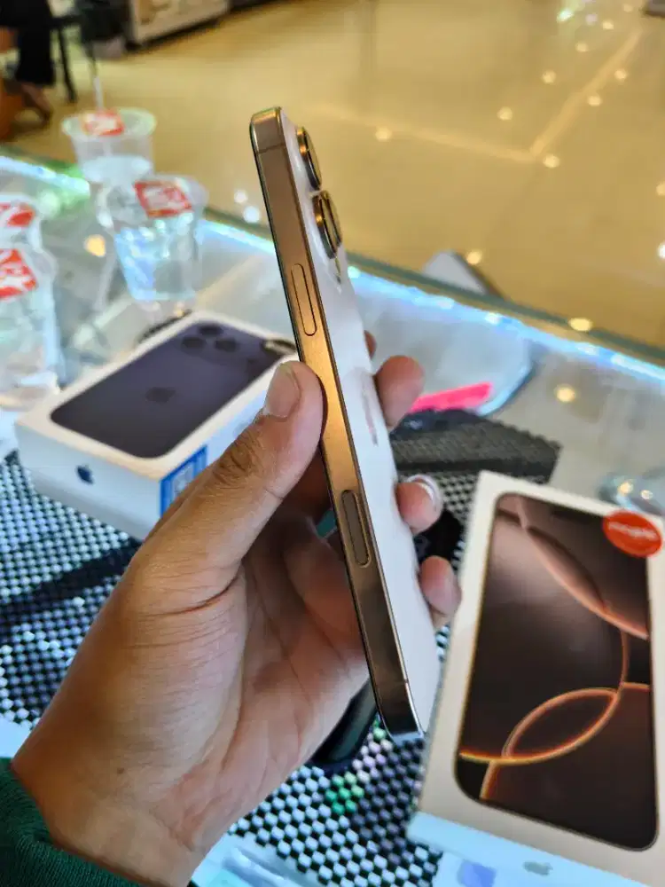 IPhone 16 PM 256 garansi on mulus fullset