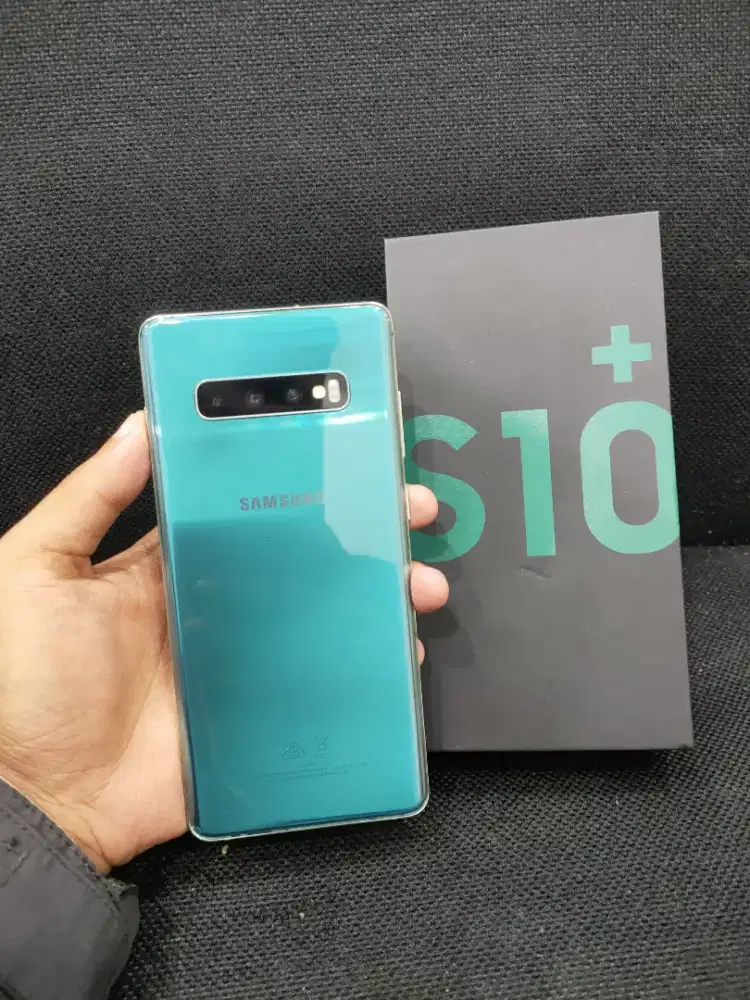 Samsung S10 Plus 8/128 resmi sein, fullset, nominus, siap pakai