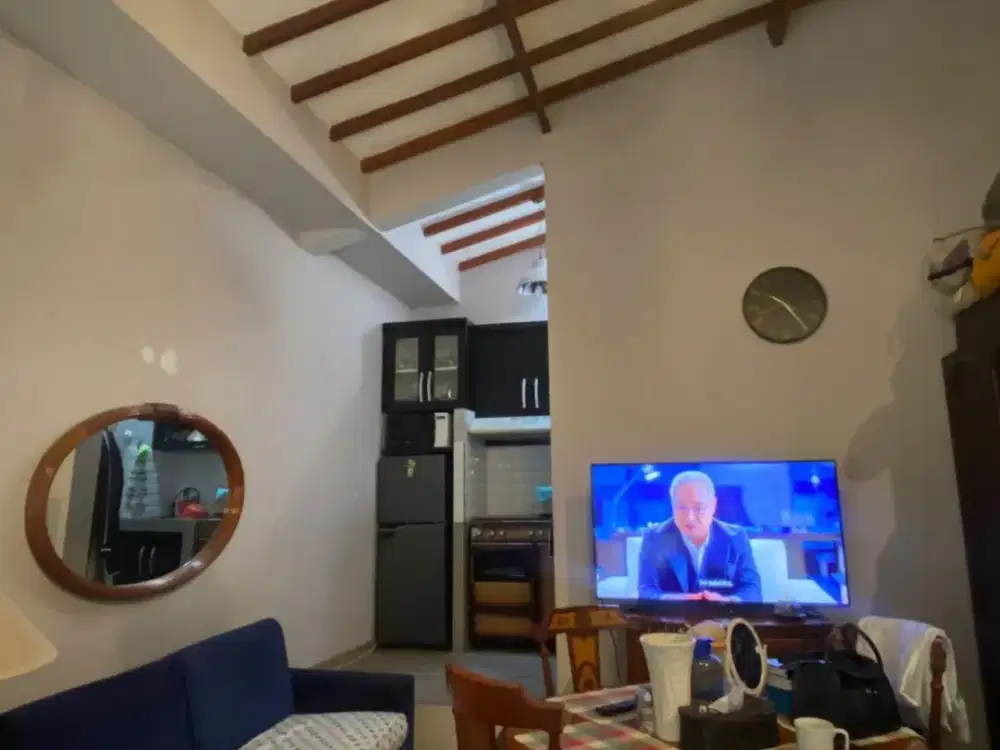 BU! Turun Harga! Rumah Bagus Semi Furnished Sayap Dago, Bandung