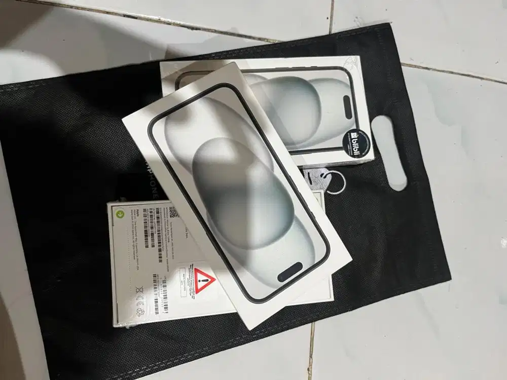 New iphone 15 128gb garansi resmi indonesia