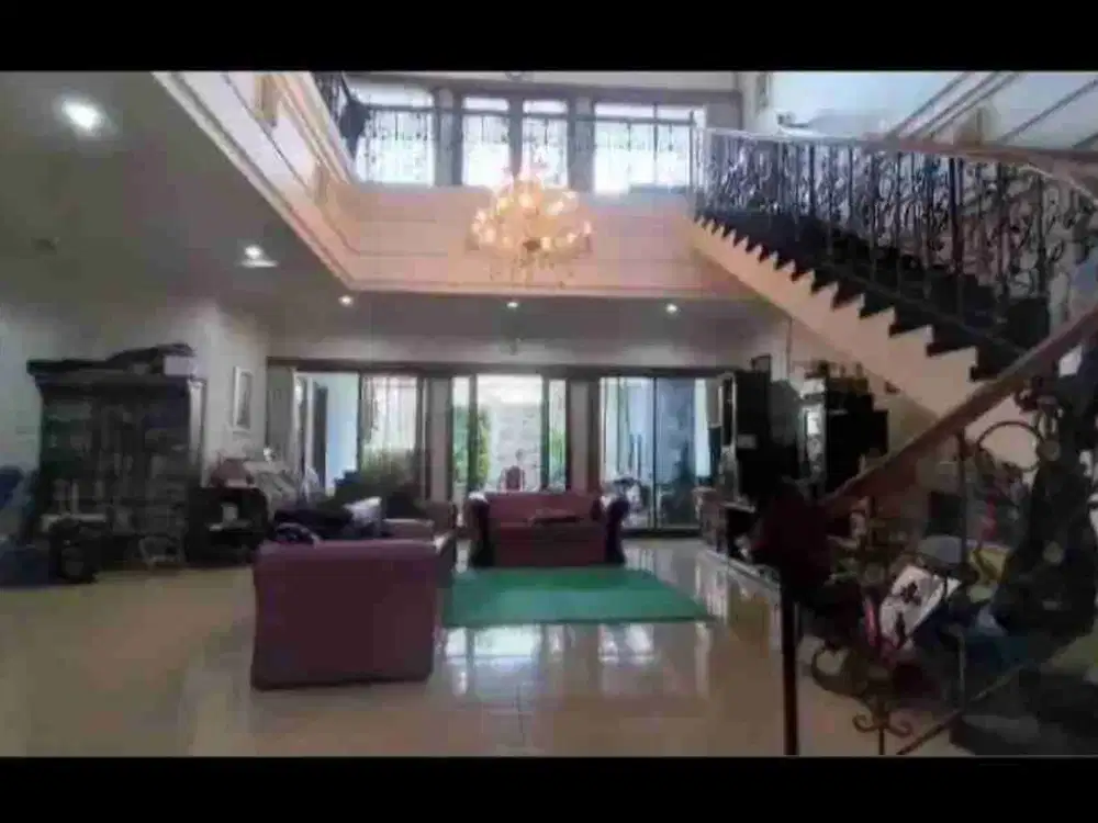 Dijual Rumah Mewah Klasik, Lokasi Elite, Bebas Banjir dkt Botanica Mall Pasteur